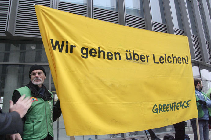 Volgens één van de oprichters van Greenpeace, Patrick Moore begaat Greenpeace nu misdaden tegen de menselijkheid