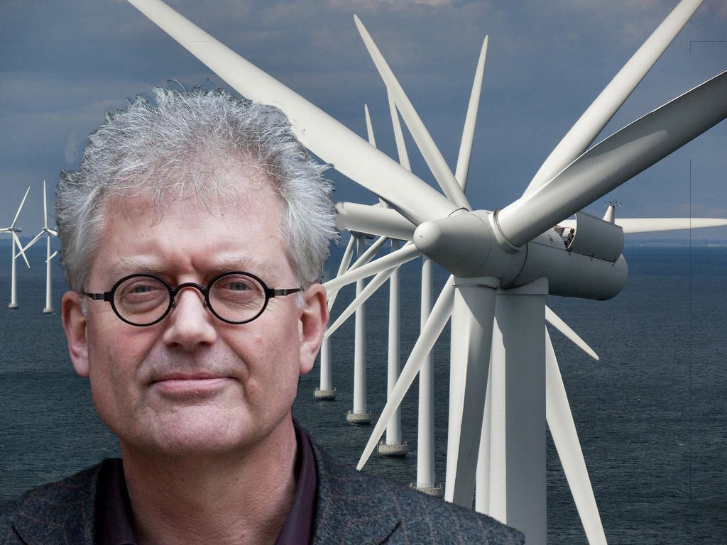 Martin Sommer 2 achtergrond wind_farm_by_NSLC