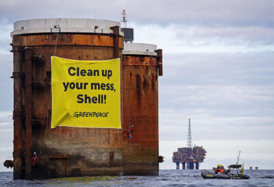 Medeoprichter van Greenpeace Moeten we niet blij zijn met CO2 kooldioxide uit  verbranding fossiele brandstoffen is de grondstof van het leven